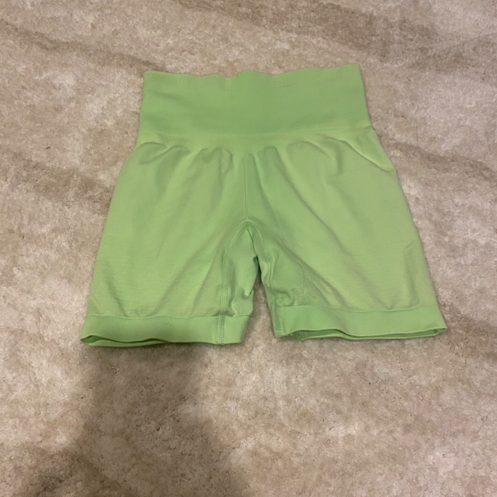 Gymshark shorts - Picture 3 of 3